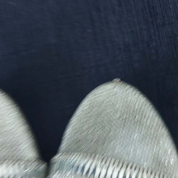 Aldo Shimmering Silver Heels, Size 11.5 - Picture 7 of 16